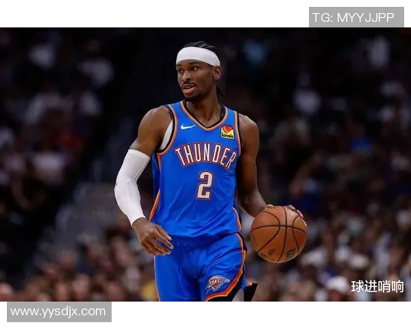 2025年足球十大球星名单揭晓 哪些巨星将占据巅峰位置